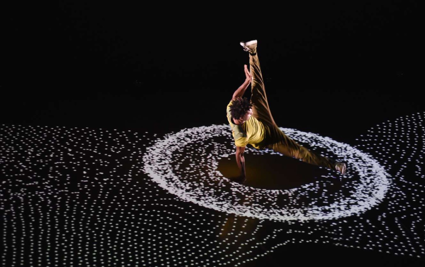 Pixel, Mourad Merzouki — IP Dance, p. 66