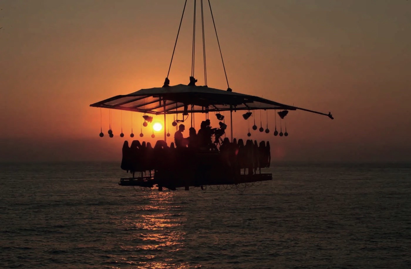 Dinner in the Sky — IP Gastronomy, p. 117