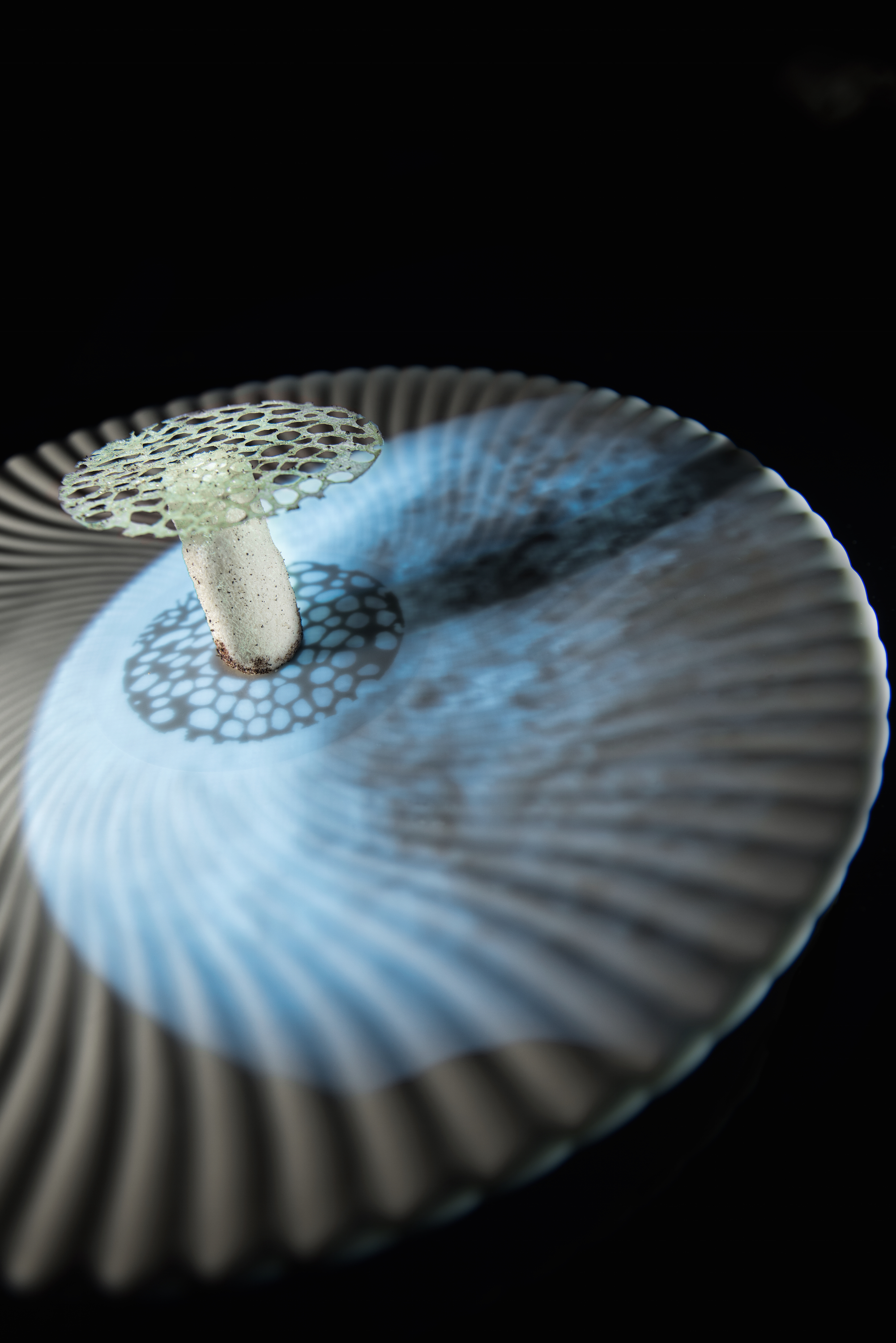 Ultraviolet — Lunar Mushroom. Un plat pensé pour son ambiance, pas l'inverse.